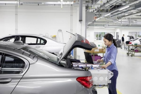 BMW ist seit 20 Jahren der attraktivste Arbeitgeber -